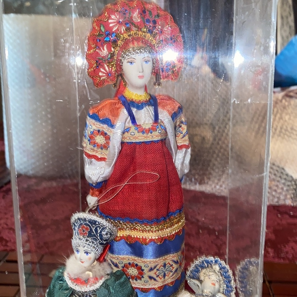 Russian hand made porcelain doll imported from Russia. Porcelain head and hands - Picture 2 of 4